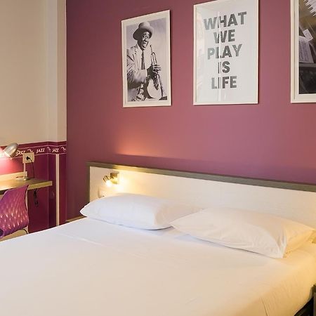 Hotel Nologo Генуа Екстериор снимка