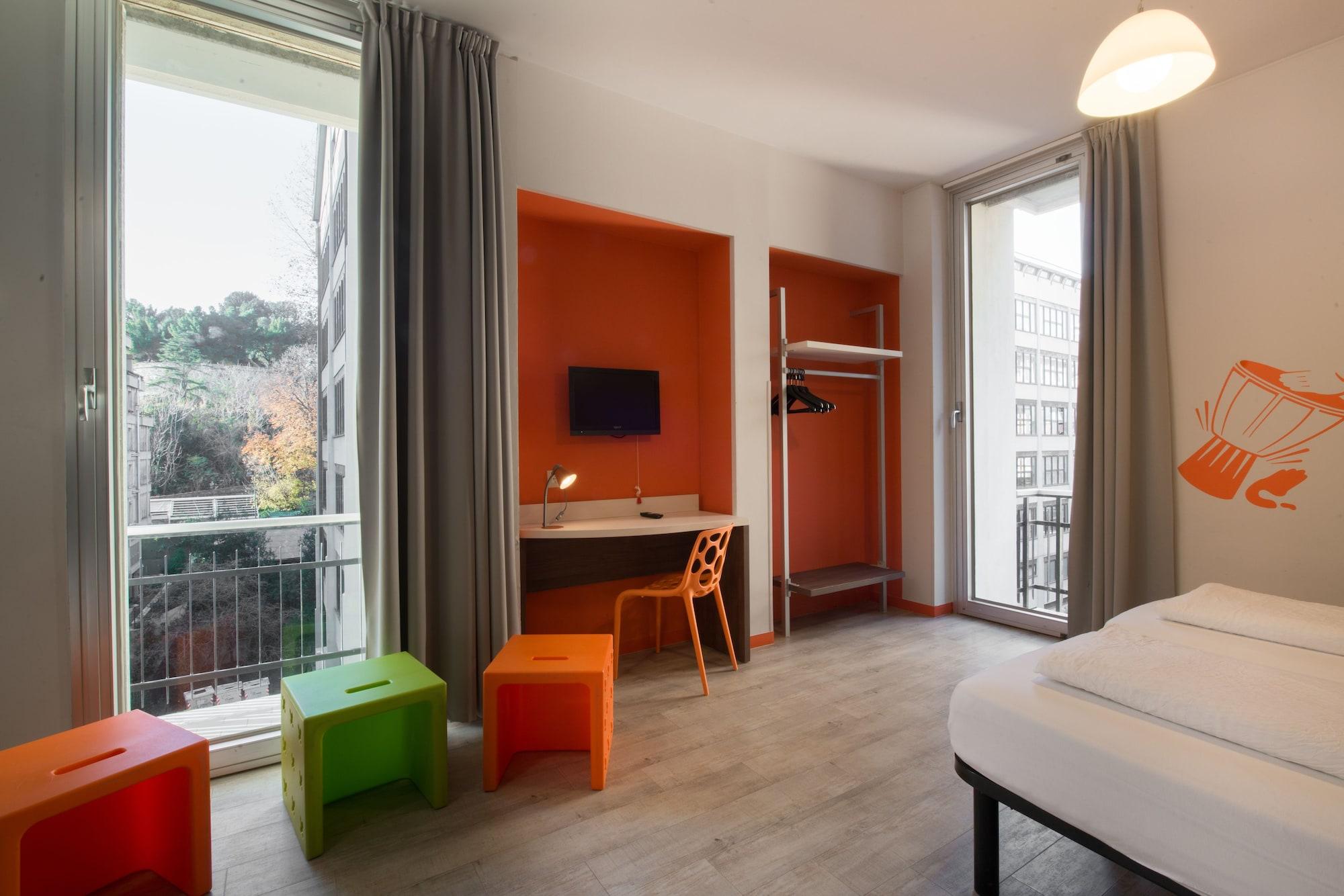 Hotel Nologo Генуа Екстериор снимка