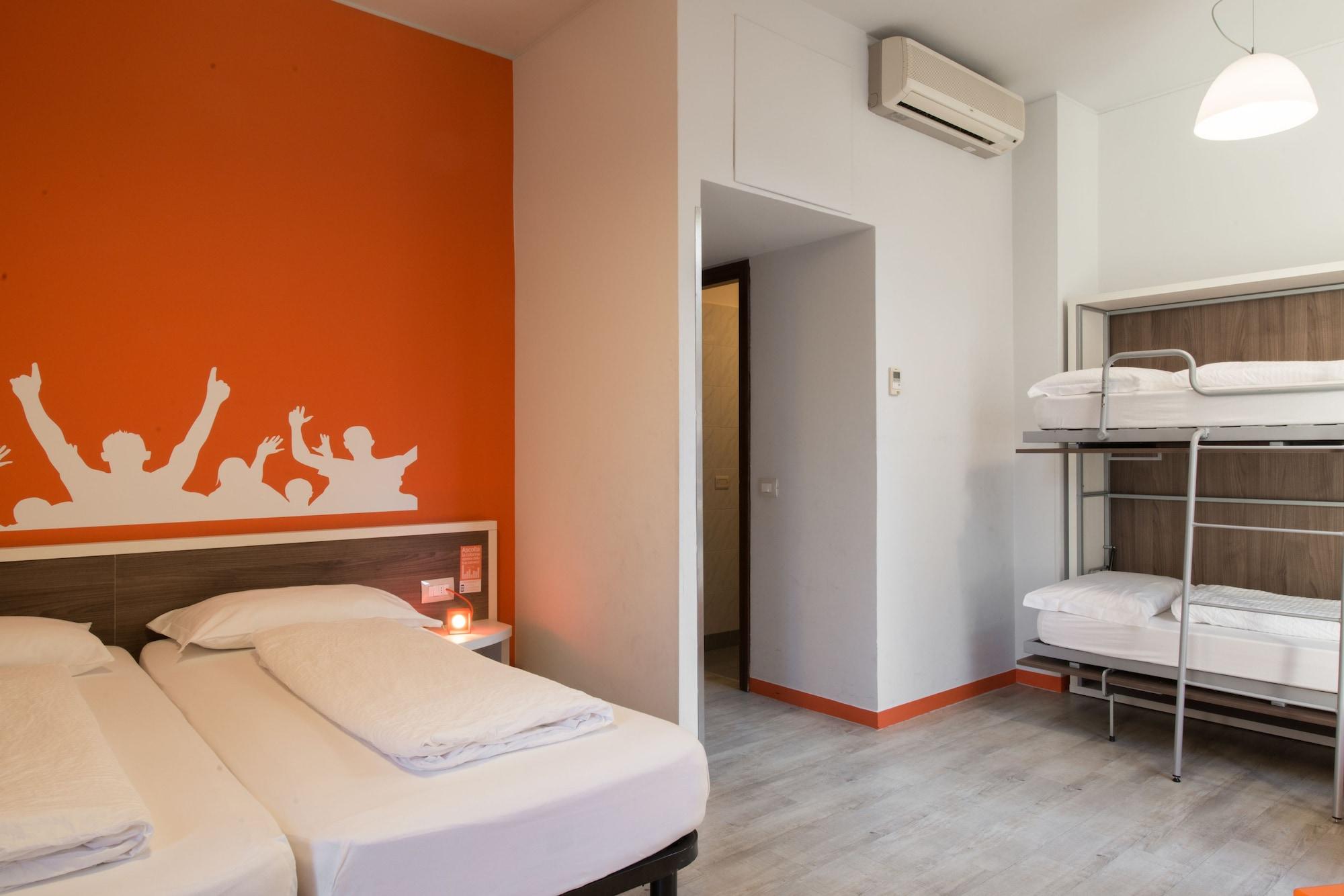 Hotel Nologo Генуа Екстериор снимка