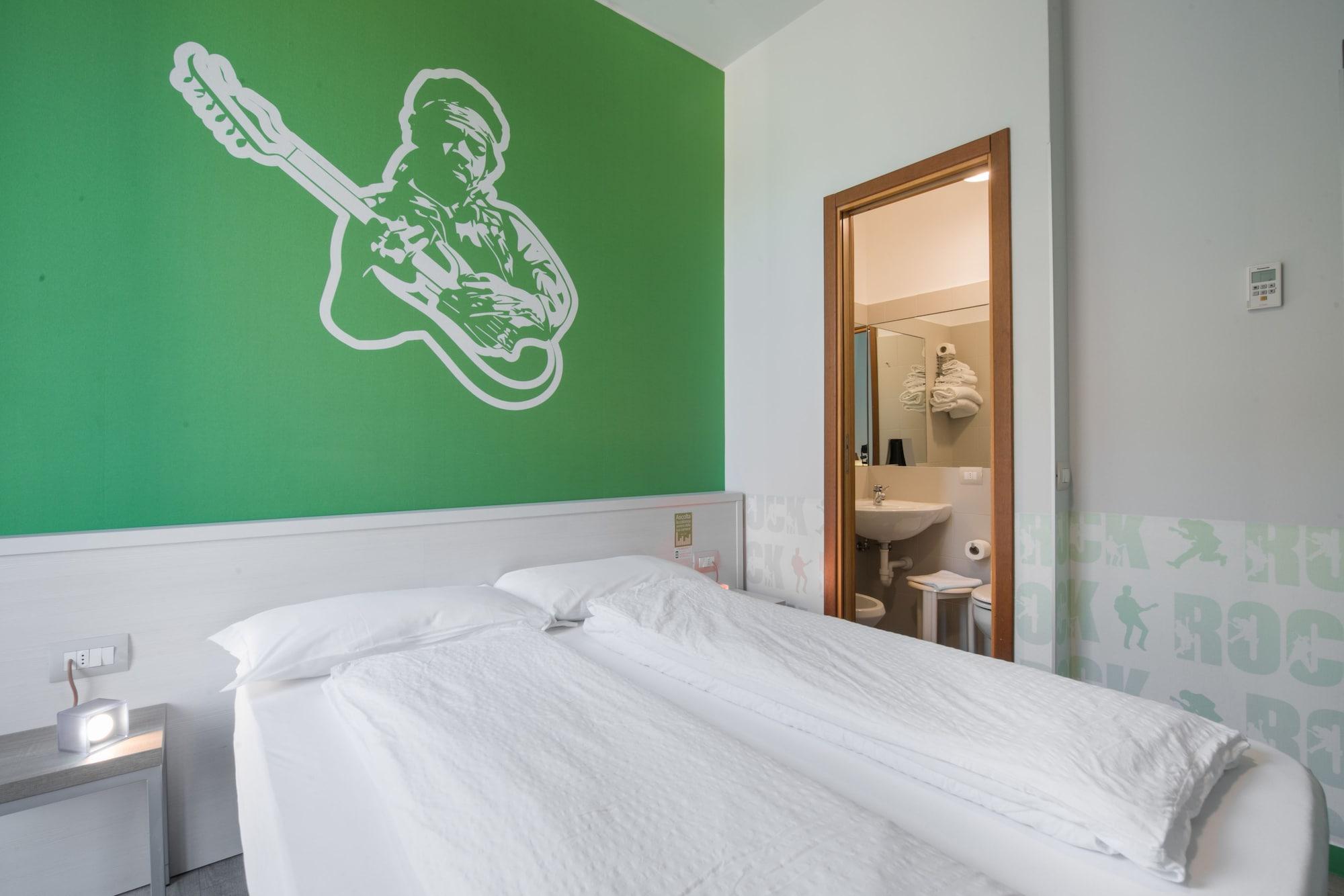 Hotel Nologo Генуа Екстериор снимка