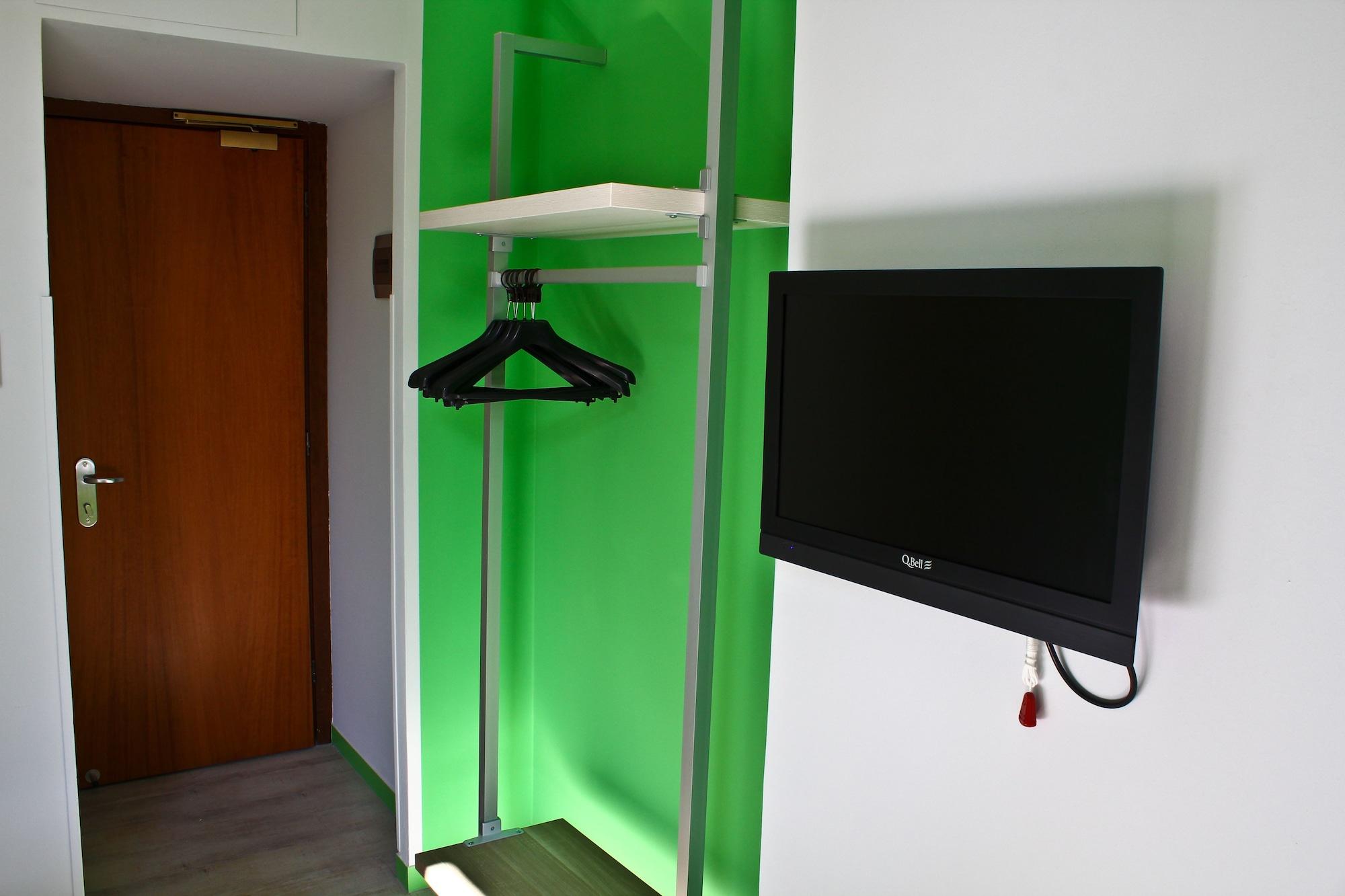 Hotel Nologo Генуа Екстериор снимка