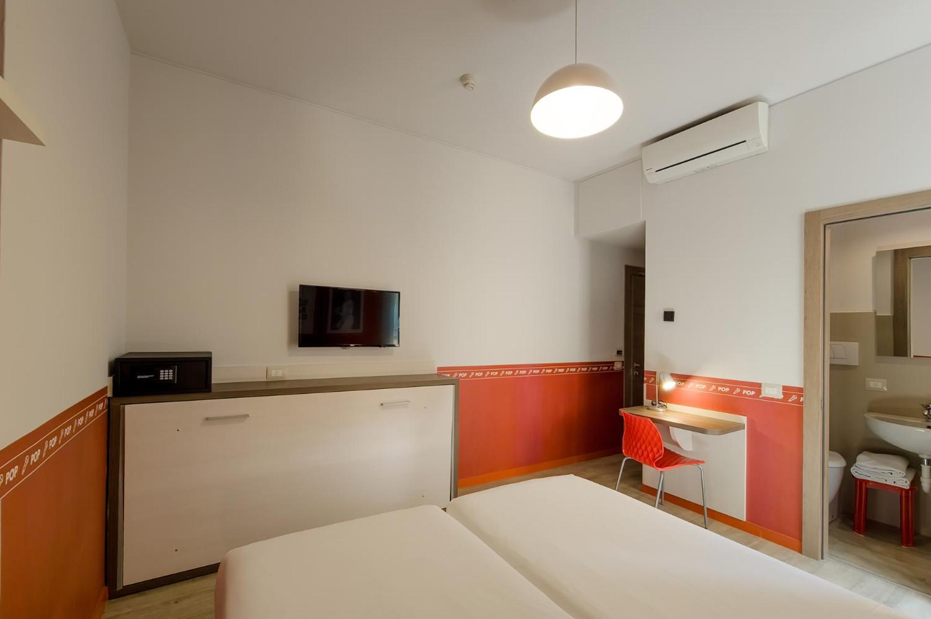 Hotel Nologo Генуа Екстериор снимка